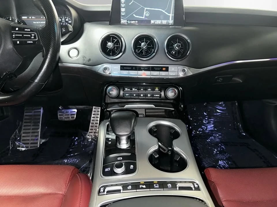 2020 Kia Stinger GT - Image 9 of 13
