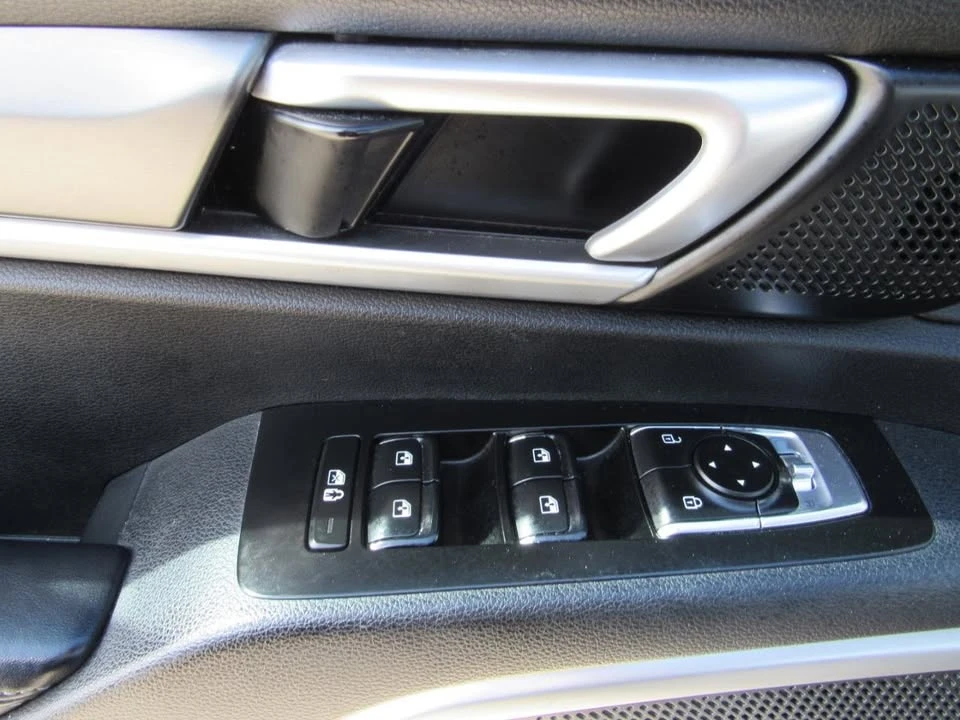 2020 Kia Telluride - Image 11 of 19