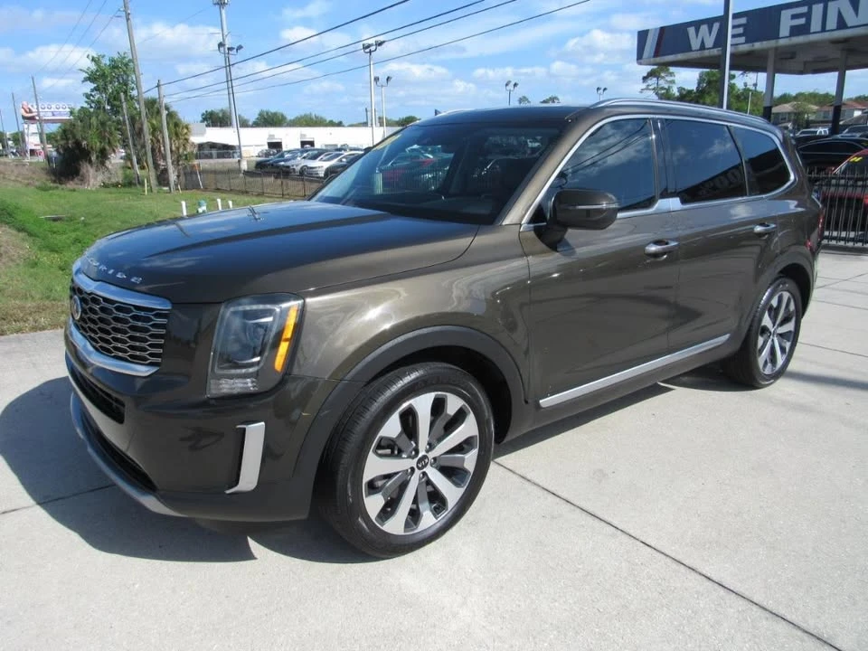 2020 Kia Telluride - Image 3 of 19