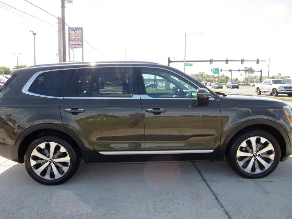 2020 Kia Telluride - Image 8 of 19