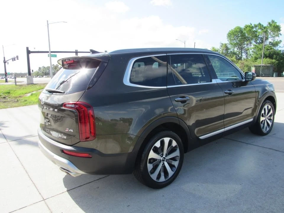 2020 Kia Telluride - Image 7 of 19