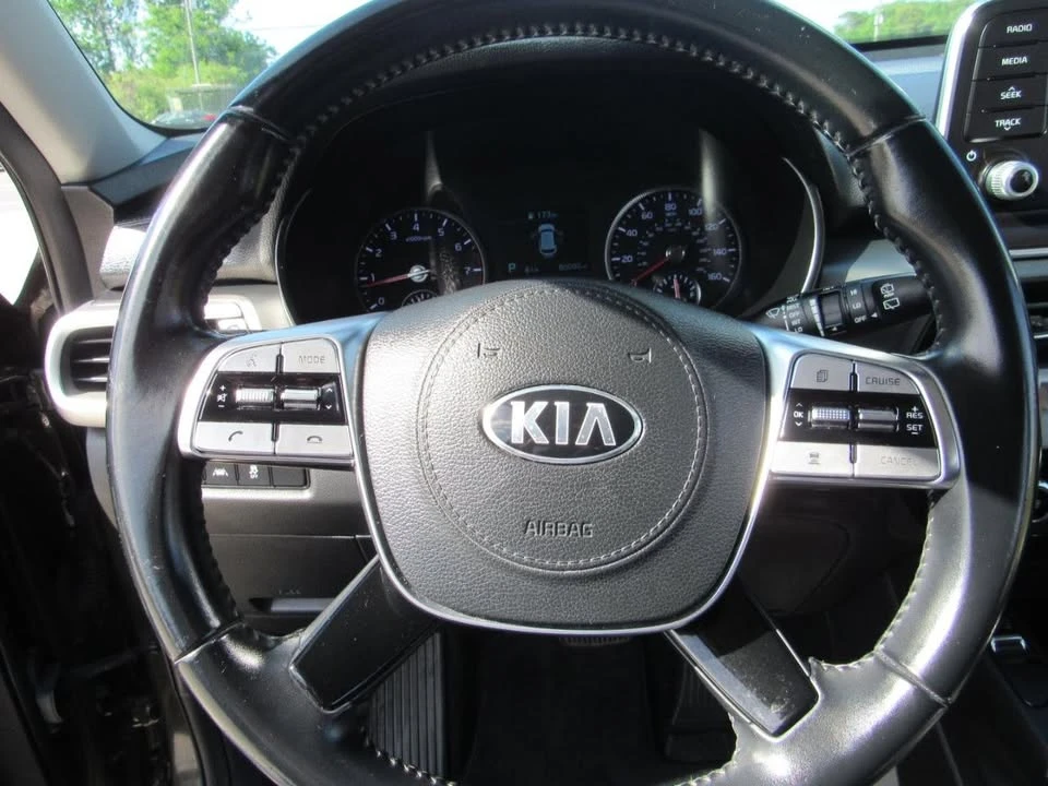 2020 Kia Telluride - Image 18 of 19