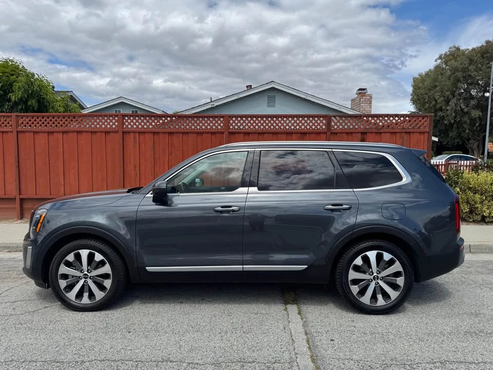 2020 Kia Telluride - Image 6 of 9
