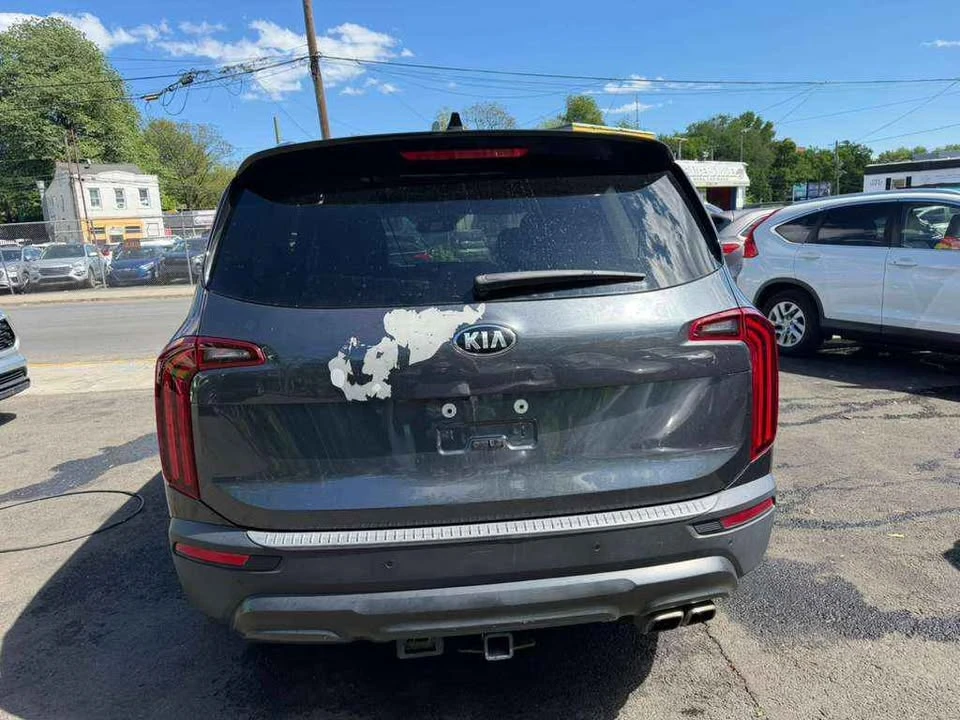 2020 Kia Telluride - Image 9 of 10