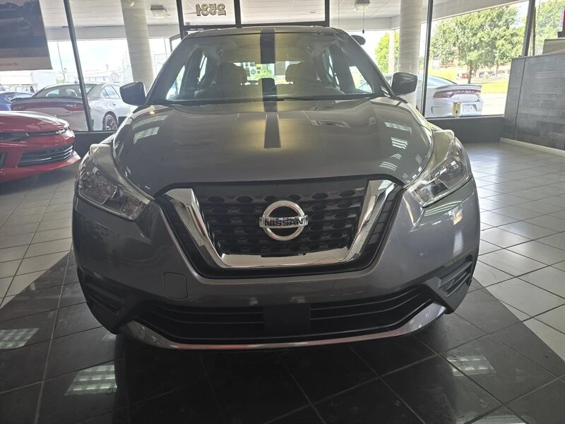 2020 Nissan Kicks - Image 2 of 4