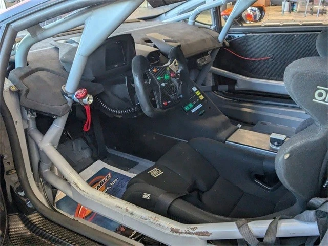 2020 Lamborghini Huracan - Image 12 of 13