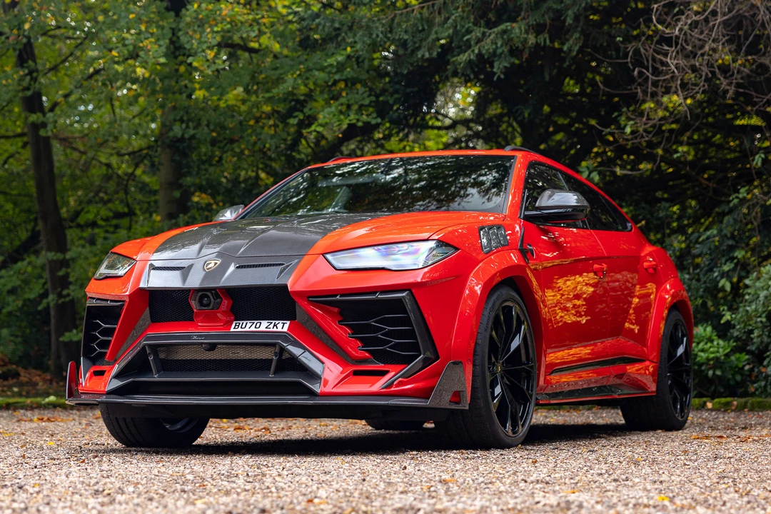 2020 Lamborghini Urus - Image 2 of 31