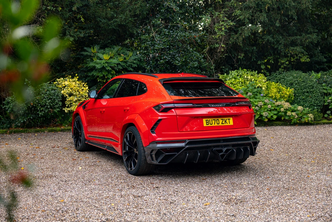 2020 Lamborghini Urus - Image 8 of 31