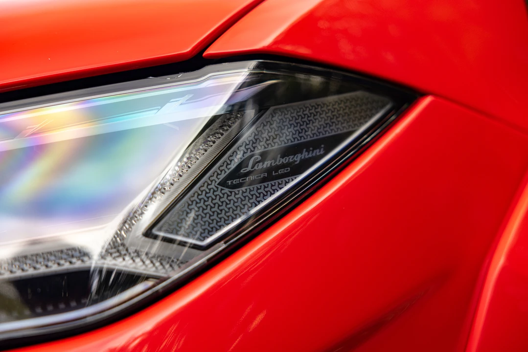 2020 Lamborghini Urus - Image 30 of 31