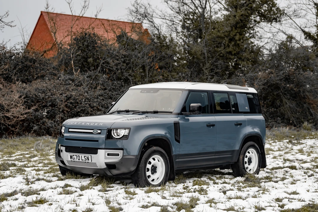 2020 Land Rover Defender L663 - Image 4 of 31