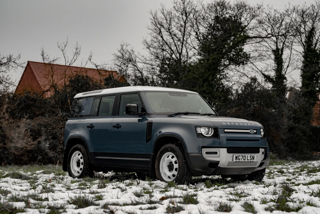 2020 Land Rover Defender L663 - Image 13 of 31