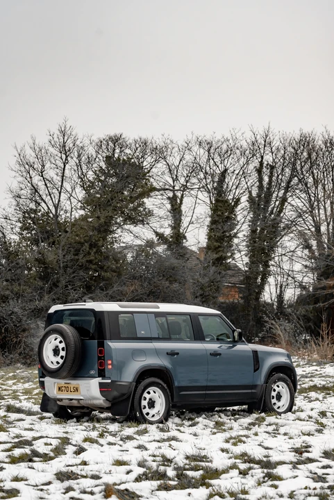 2020 Land Rover Defender L663 - Image 25 of 31