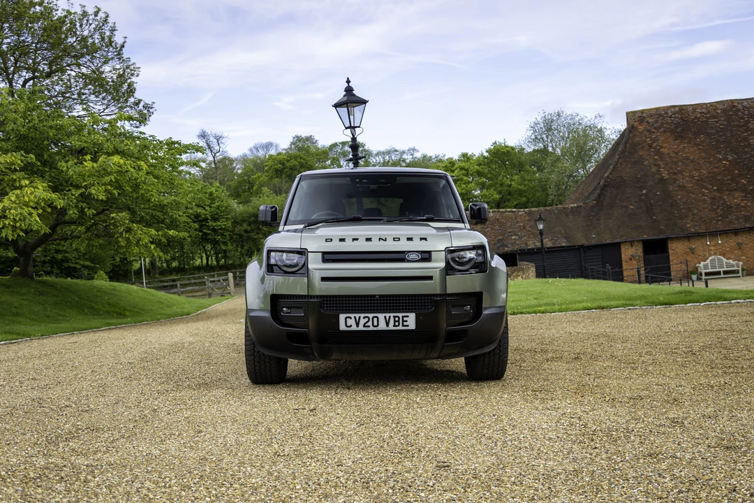 2020 Land Rover Defender L663 - Image 3 of 31