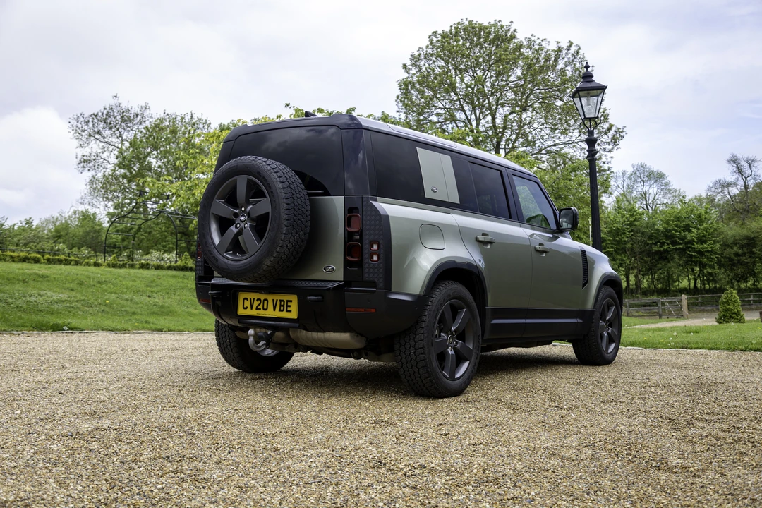 2020 Land Rover Defender L663 - Image 6 of 31