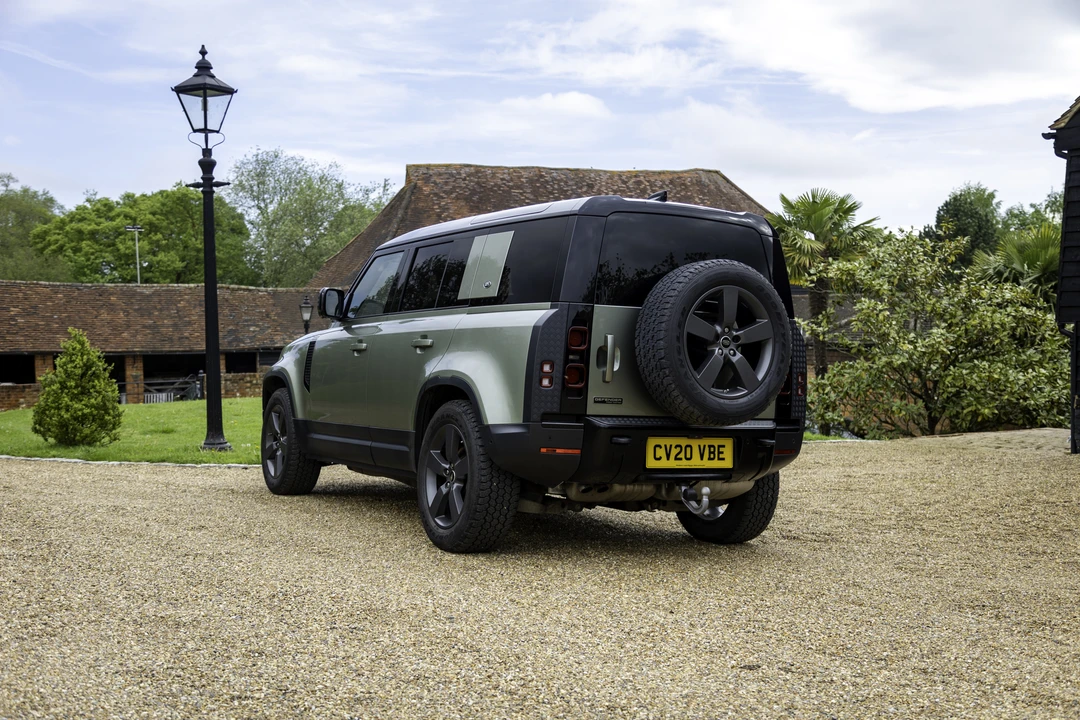 2020 Land Rover Defender L663 - Image 8 of 31