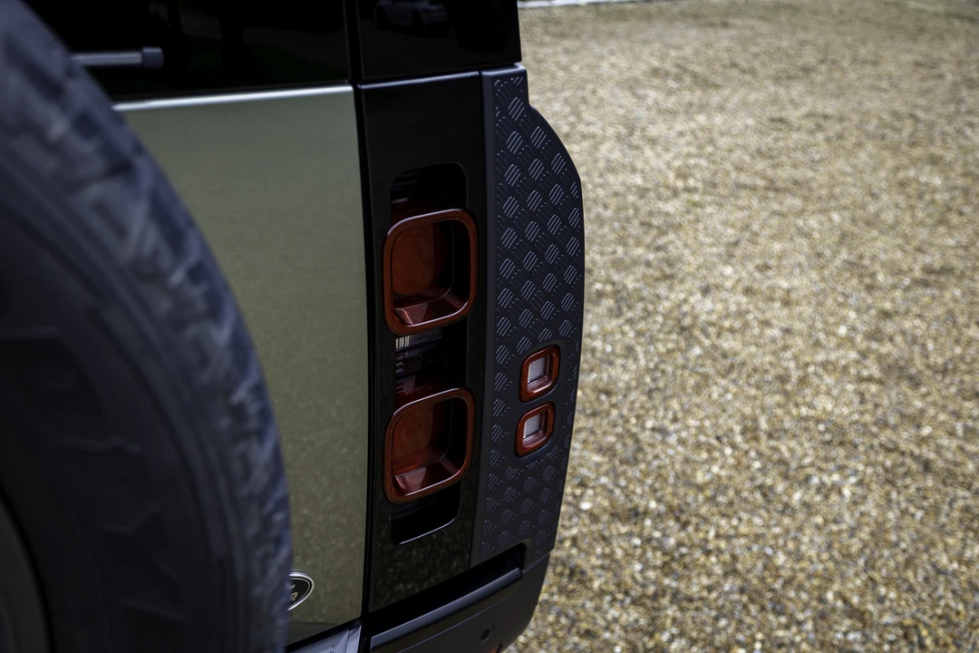 2020 Land Rover Defender L663 - Image 31 of 31
