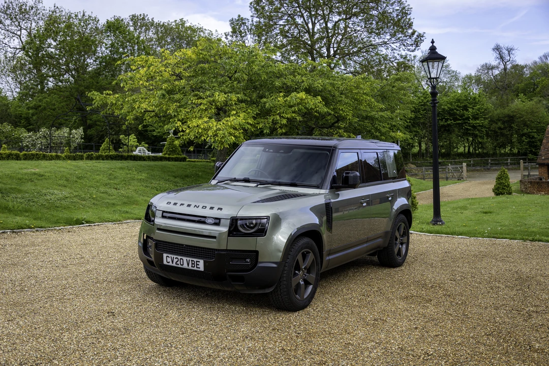 2020 Land Rover Defender L663 - Image 10 of 31