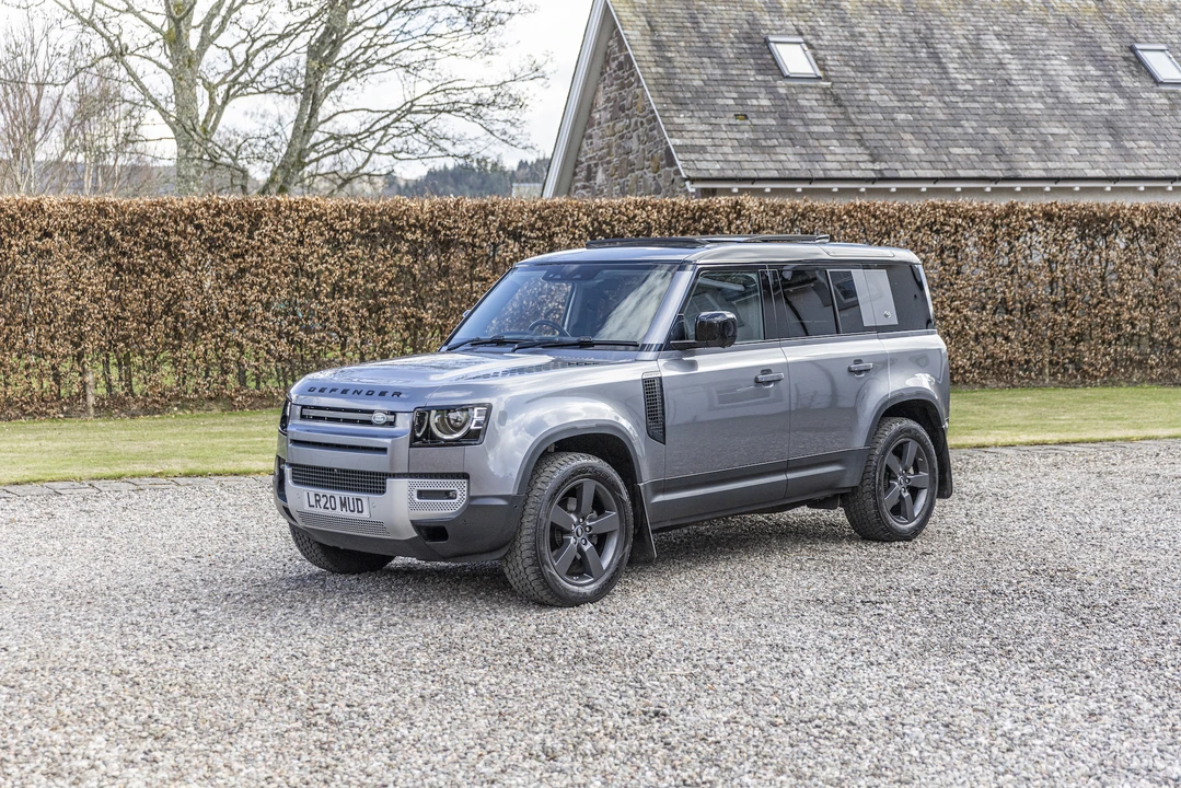 2020 Land Rover Defender L663 - Image 12 of 31