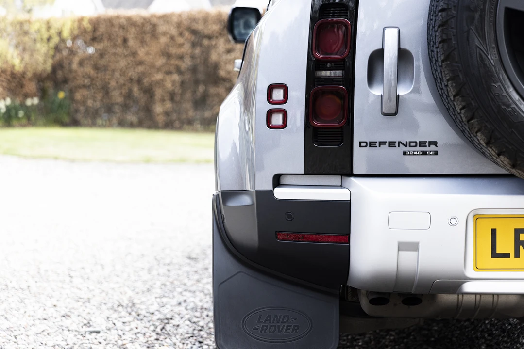 2020 Land Rover Defender L663 - Image 29 of 31