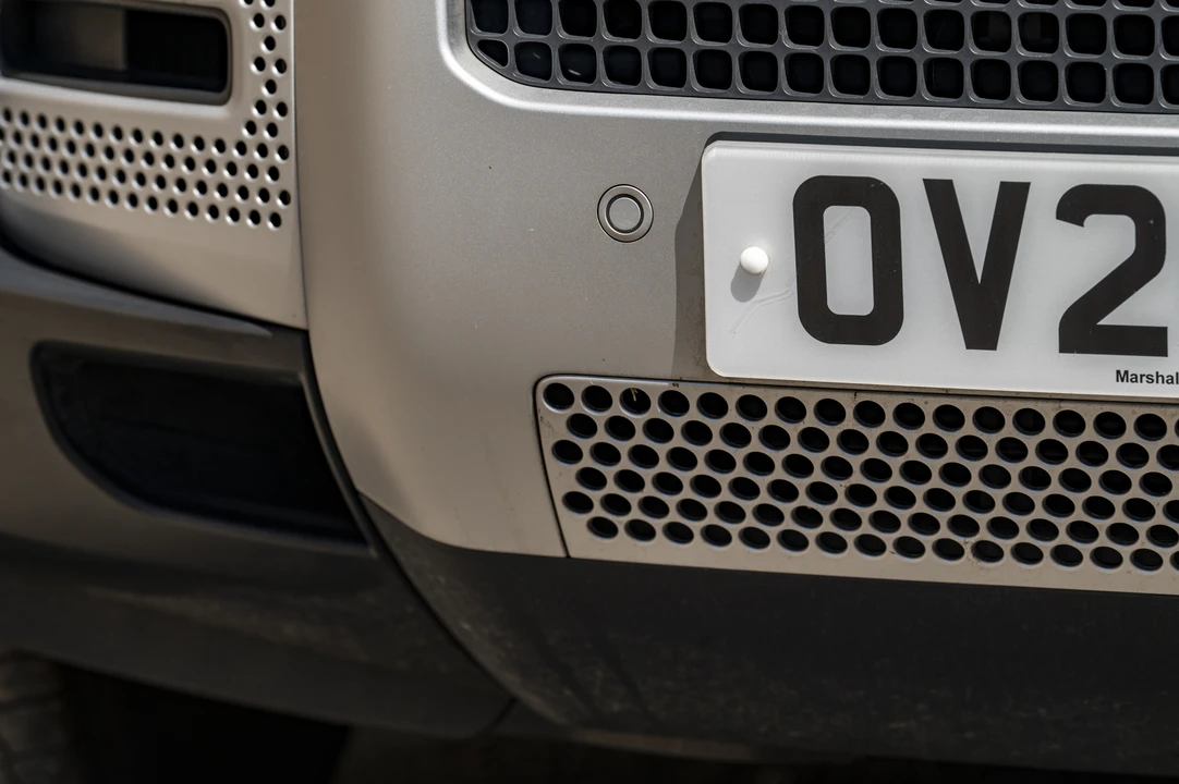2020 Land Rover Defender L663 - Image 25 of 31