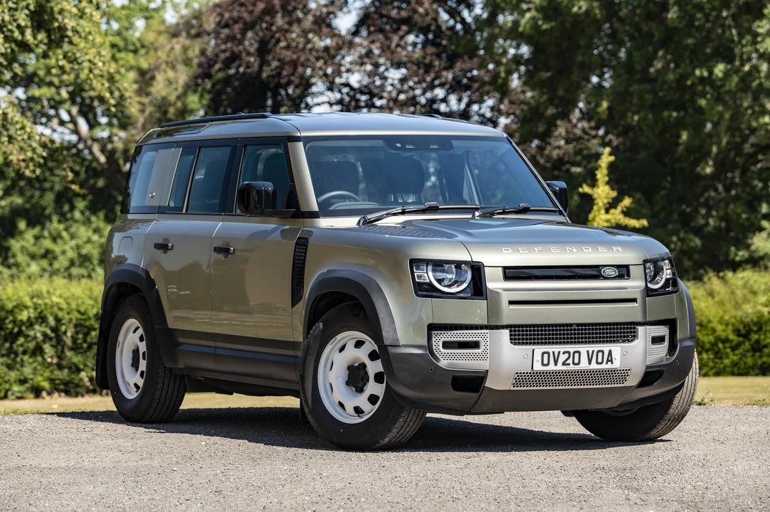 2020 Land Rover Defender L663 - Image 10 of 31