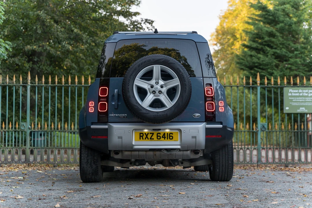 2020 Land Rover Defender L663 - Image 14 of 31