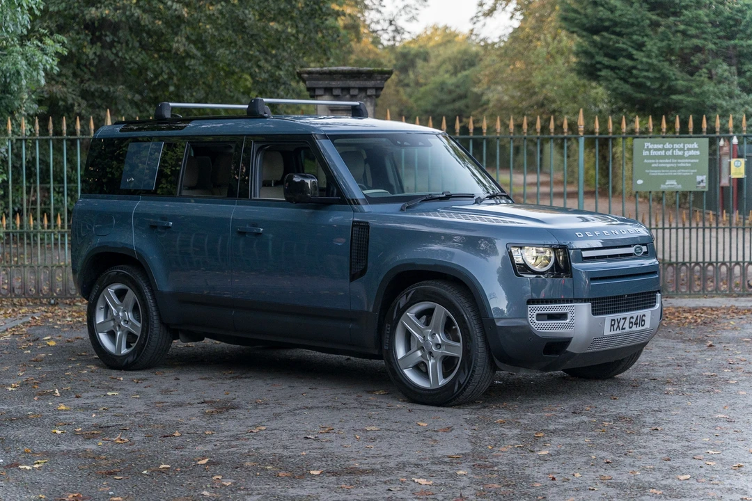 2020 Land Rover Defender L663 - Image 16 of 31