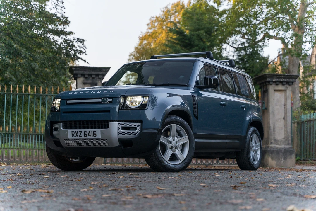 2020 Land Rover Defender L663 - Image 12 of 31
