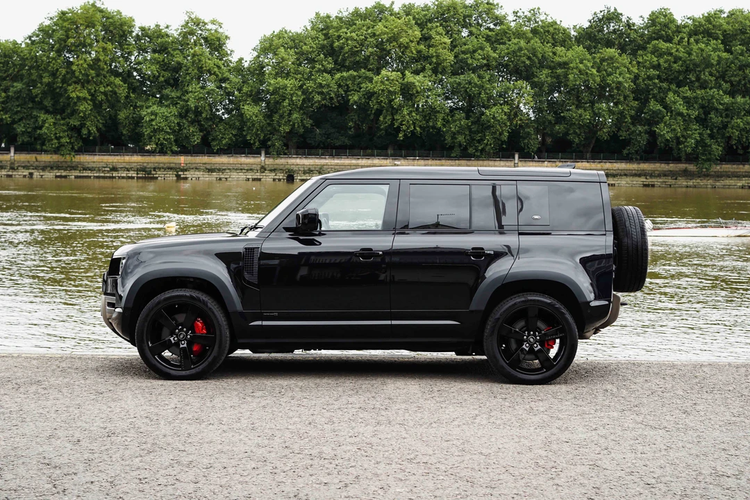 2020 Land Rover Defender L663 - Image 10 of 31