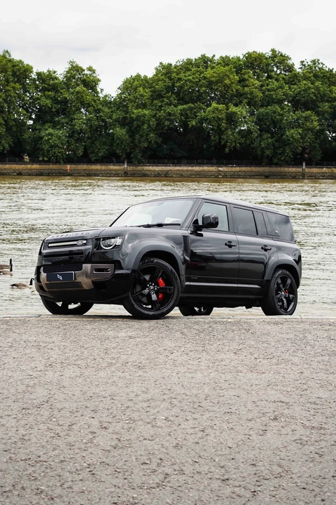 2020 Land Rover Defender L663 - Image 25 of 31