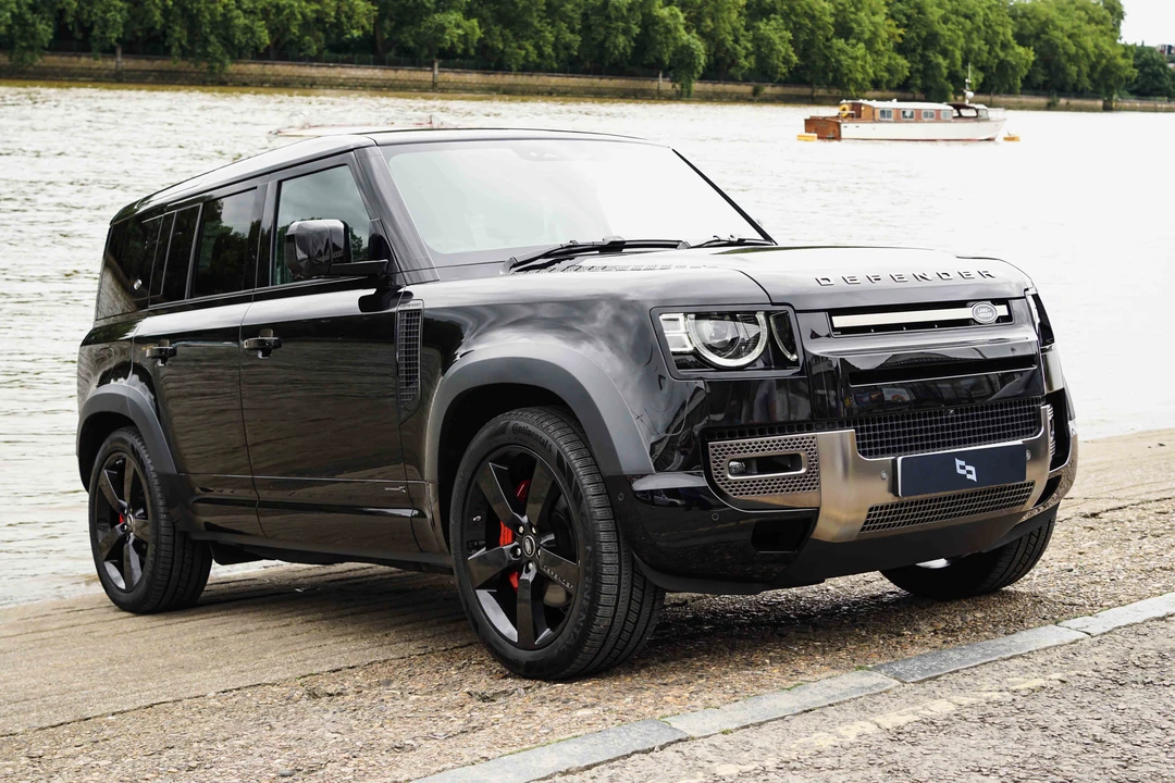 2020 Land Rover Defender L663 - Image 29 of 31