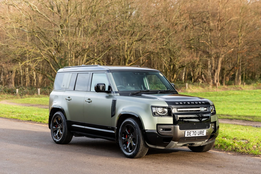 2020 Land Rover Defender L663 - Image 10 of 31
