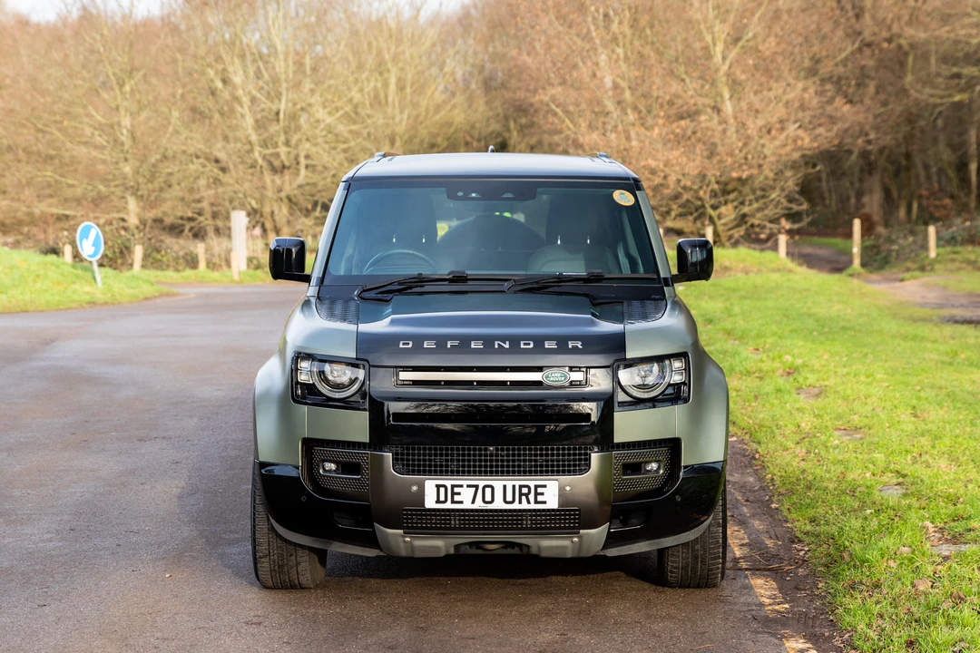 2020 Land Rover Defender L663 - Image 3 of 31