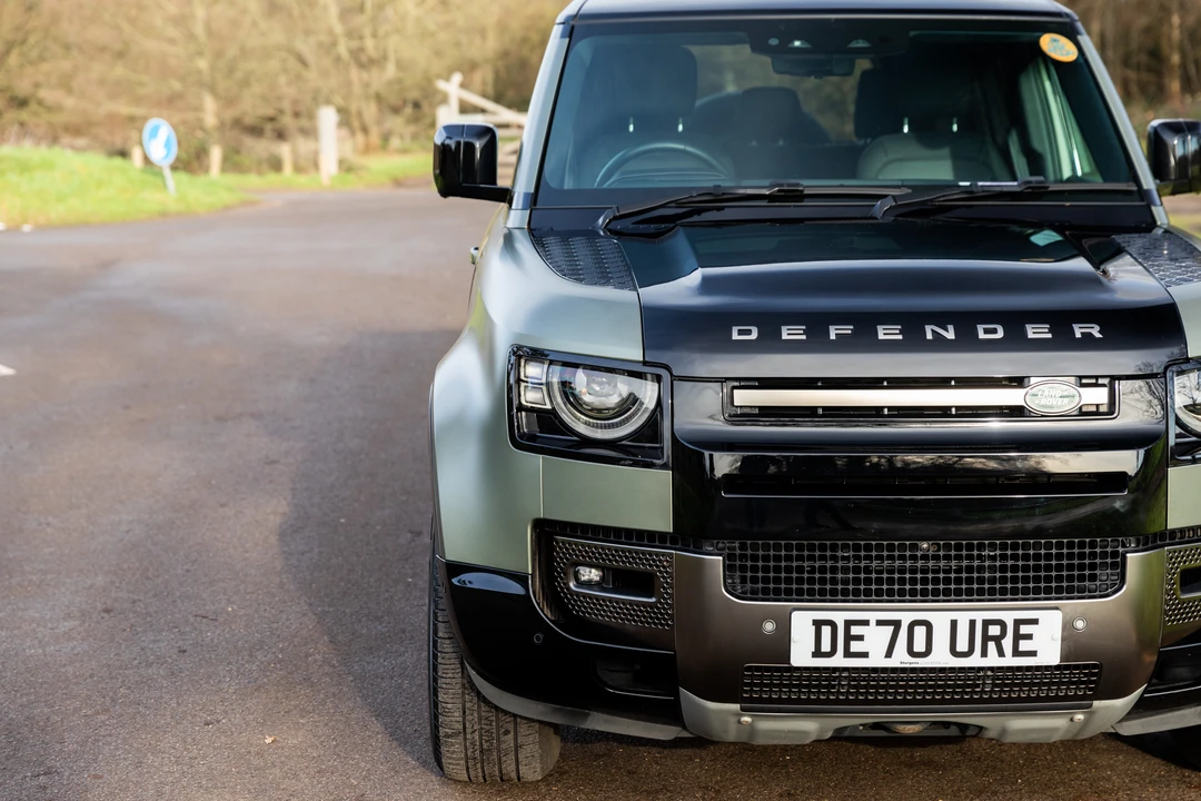 2020 Land Rover Defender L663 - Image 20 of 31