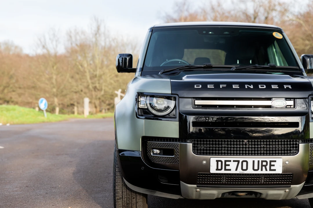 2020 Land Rover Defender L663 - Image 21 of 31
