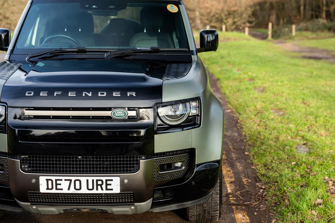2020 Land Rover Defender L663 - Image 23 of 31