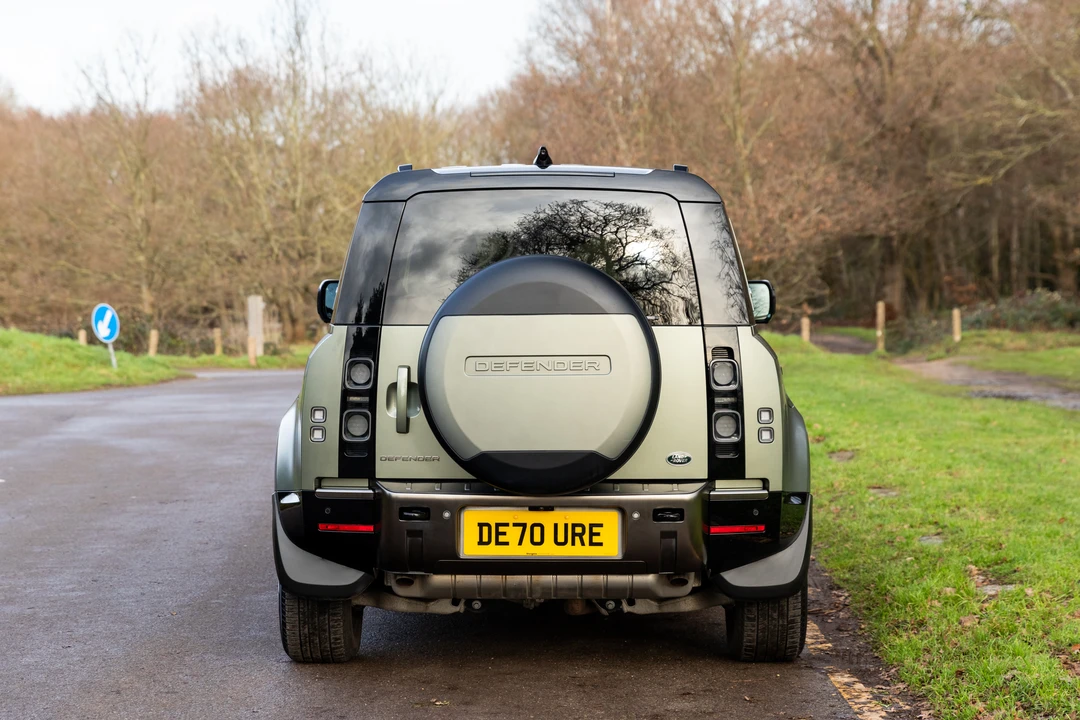 2020 Land Rover Defender L663 - Image 7 of 31