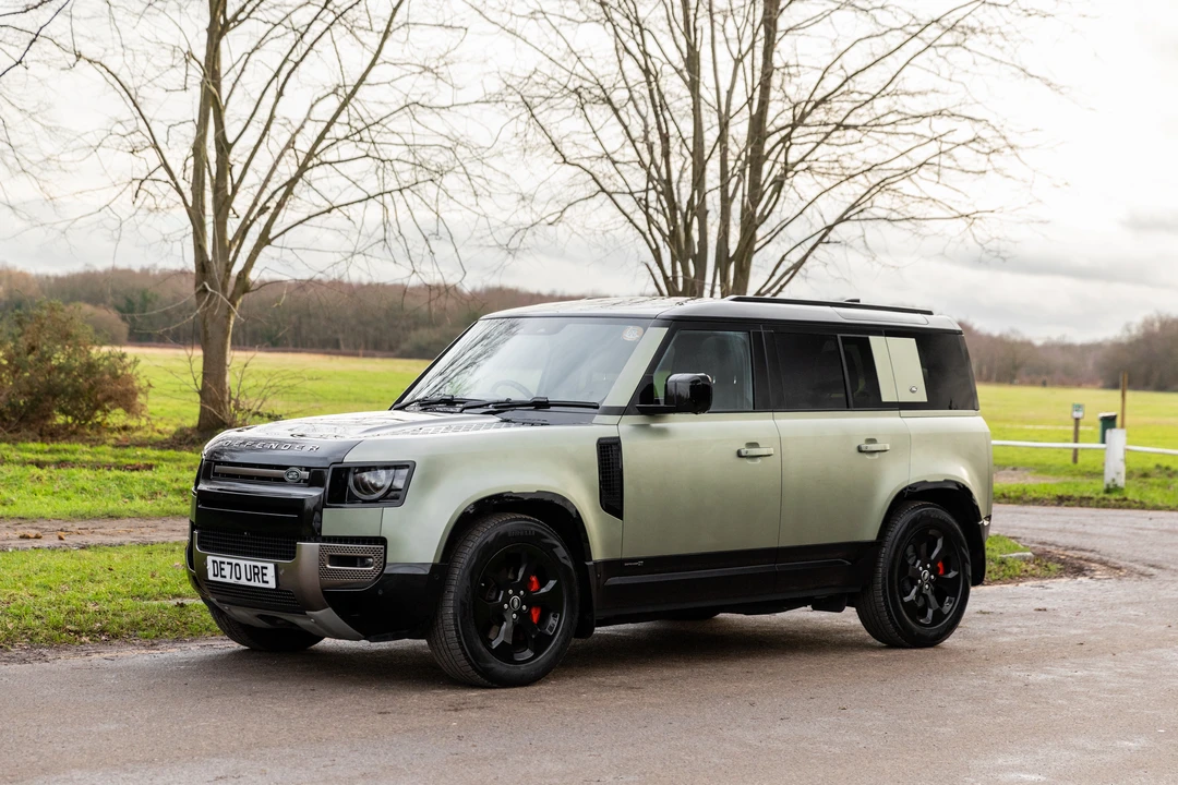 2020 Land Rover Defender L663 - Image 12 of 31