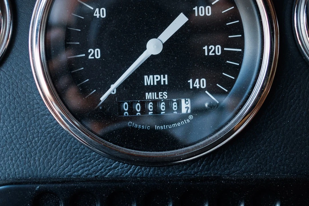 2020 Land Rover Defender L663 - Image 23 of 31