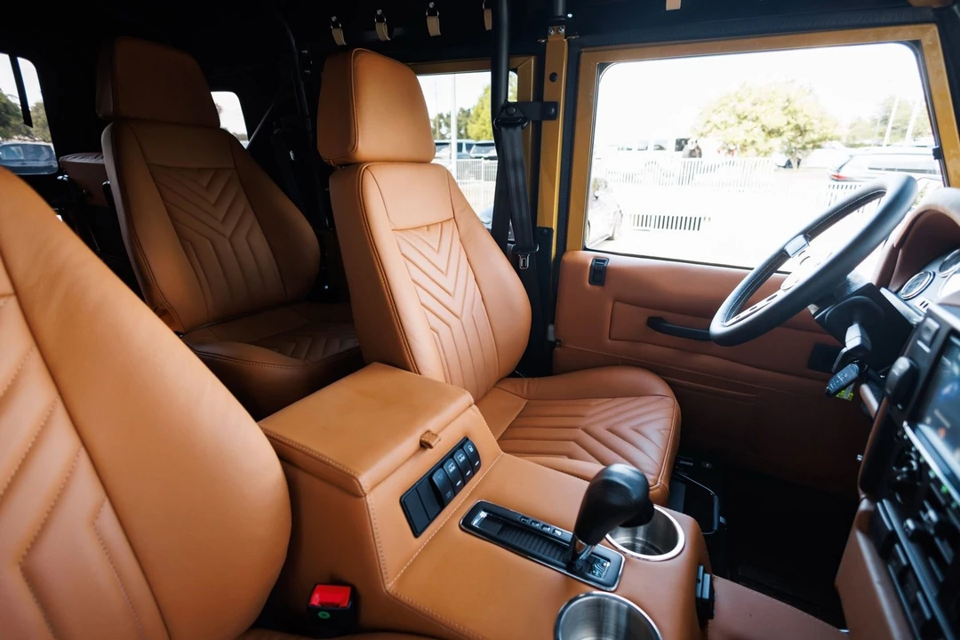 2020 Land Rover Defender L663 - Image 12 of 31