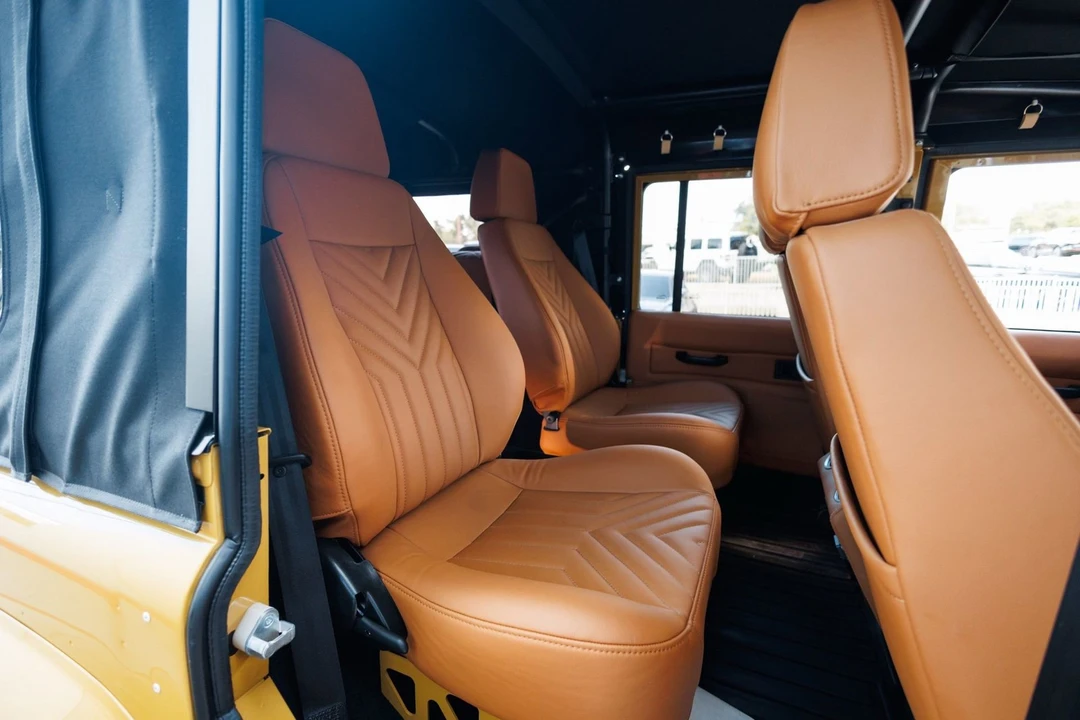 2020 Land Rover Defender L663 - Image 15 of 31
