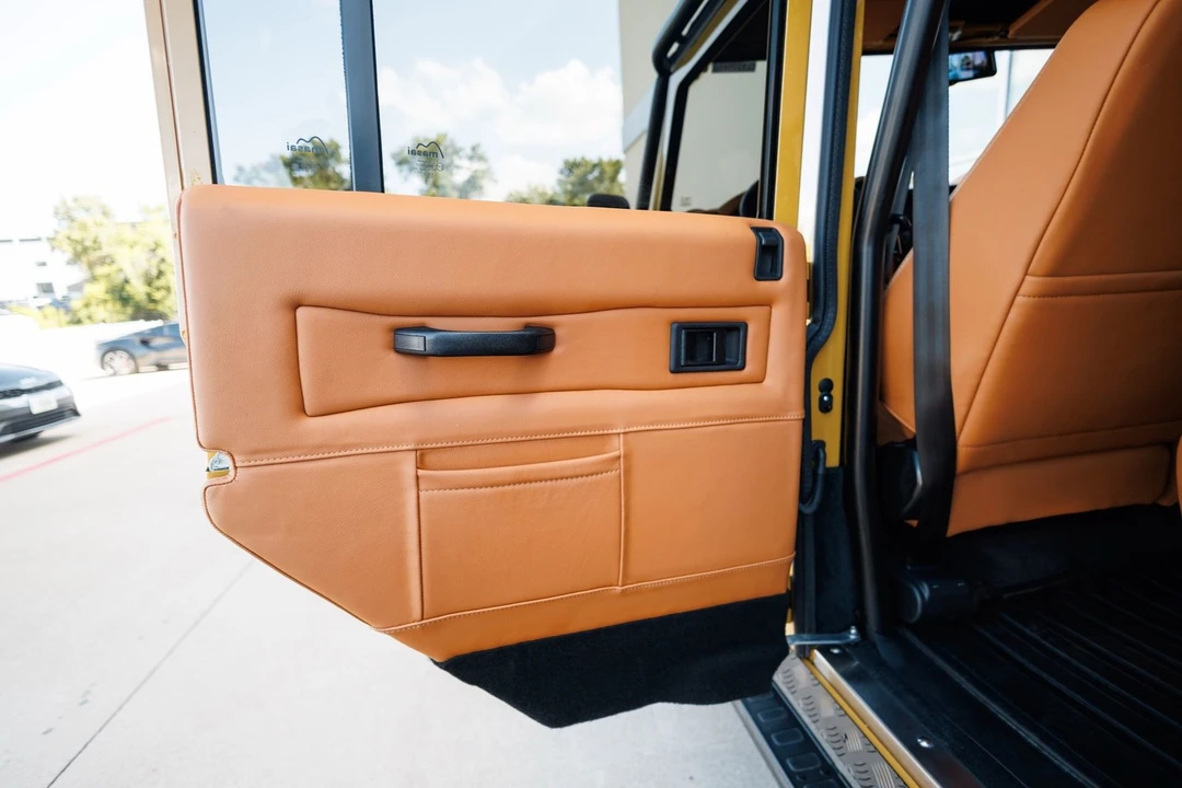 2020 Land Rover Defender L663 - Image 18 of 31
