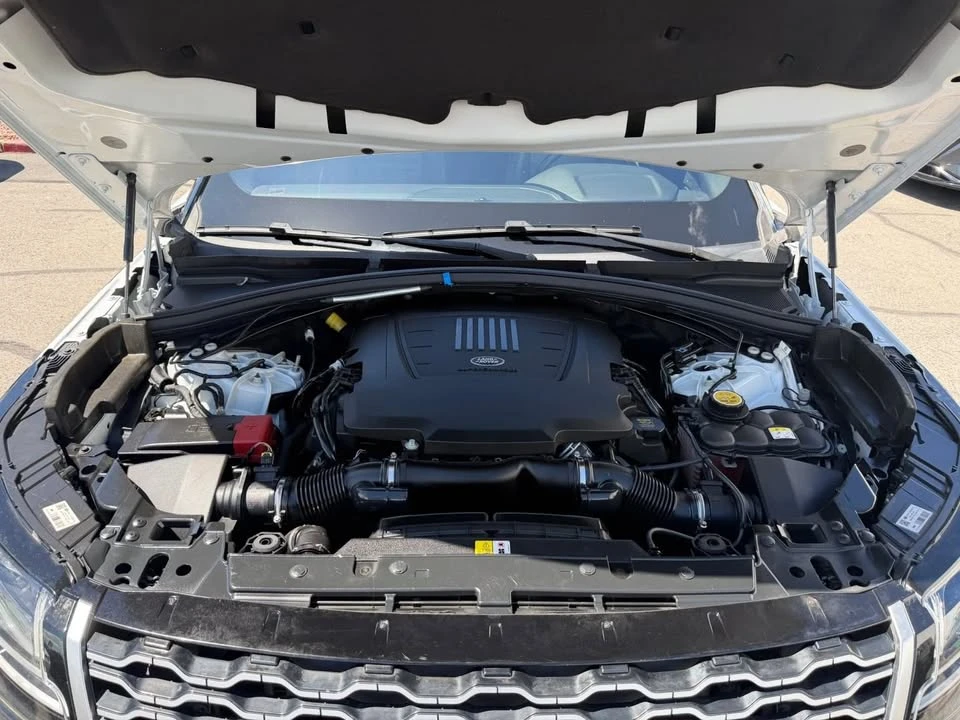 2020 Land Rover Range Rover Velar - Image 12 of 20