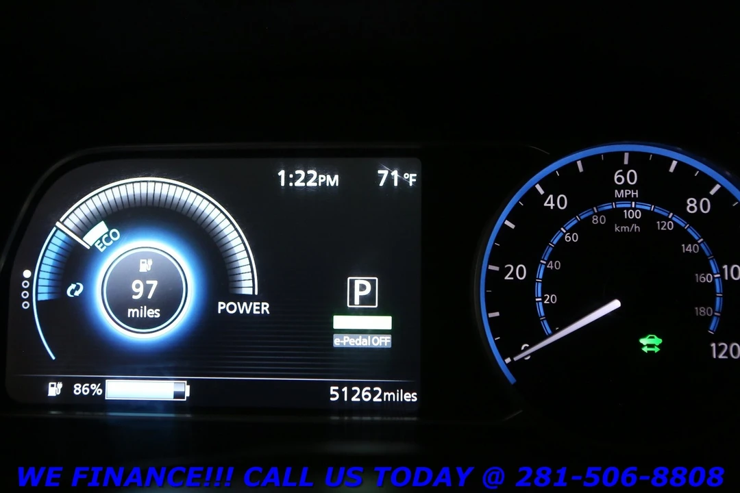 2020 Nissan Leaf - Image 14 of 21
