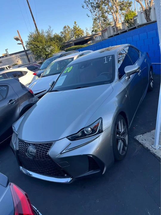 2020 Lexus IS 3rd Gen - Image 4 of 4