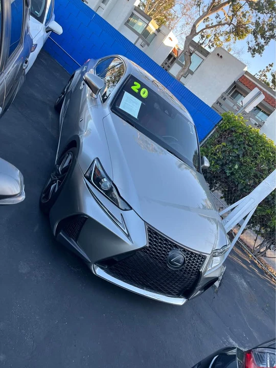 2020 Lexus IS 3rd Gen - Image 2 of 4