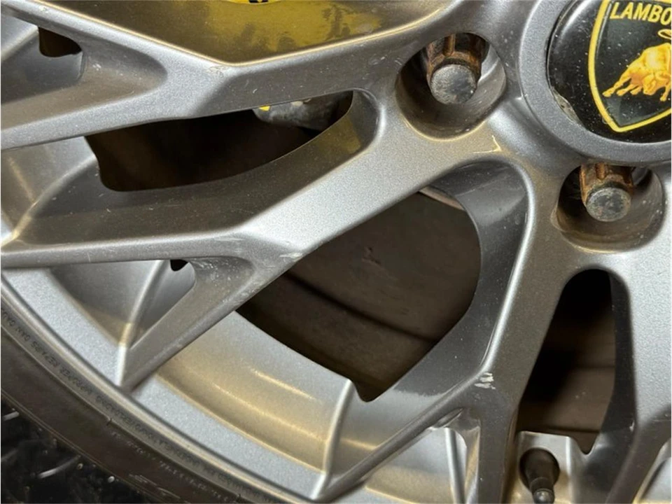 2020 Lamborghini Aventador S LP740-4 - Image 29 of 31