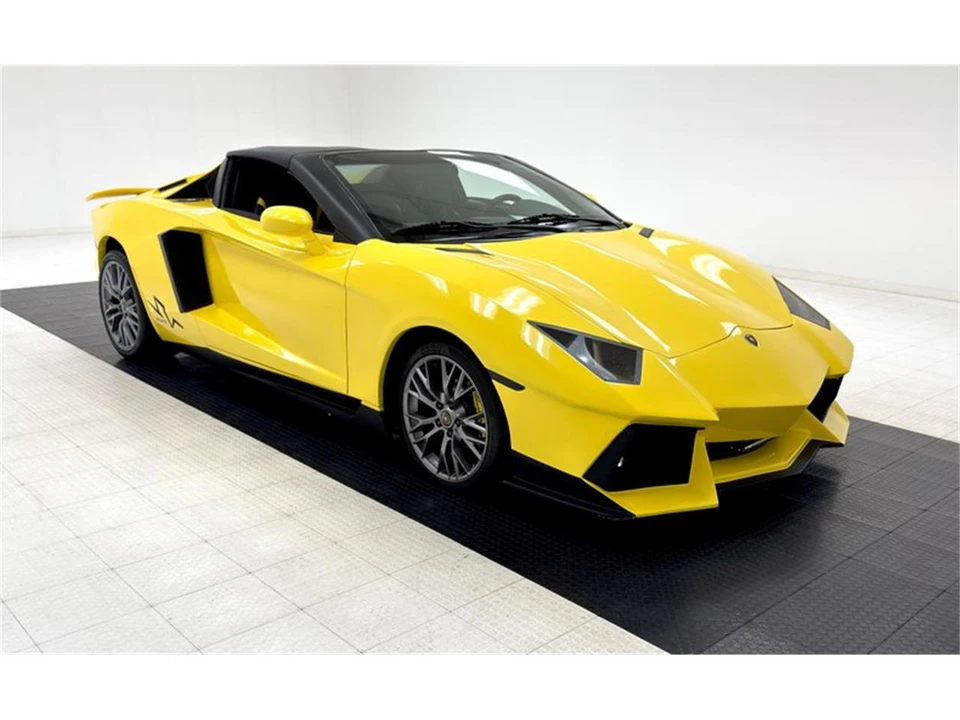 2020 Lamborghini Aventador S LP740-4 - Image 10 of 31