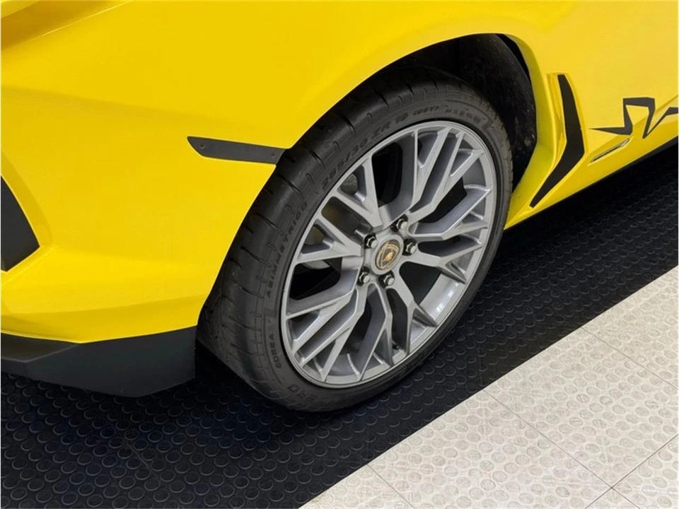 2020 Lamborghini Aventador S LP740-4 - Image 23 of 31