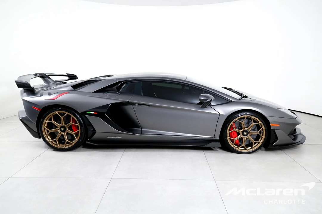 2020 Lamborghini Aventador SVJ LP770-4 - Image 10 of 31